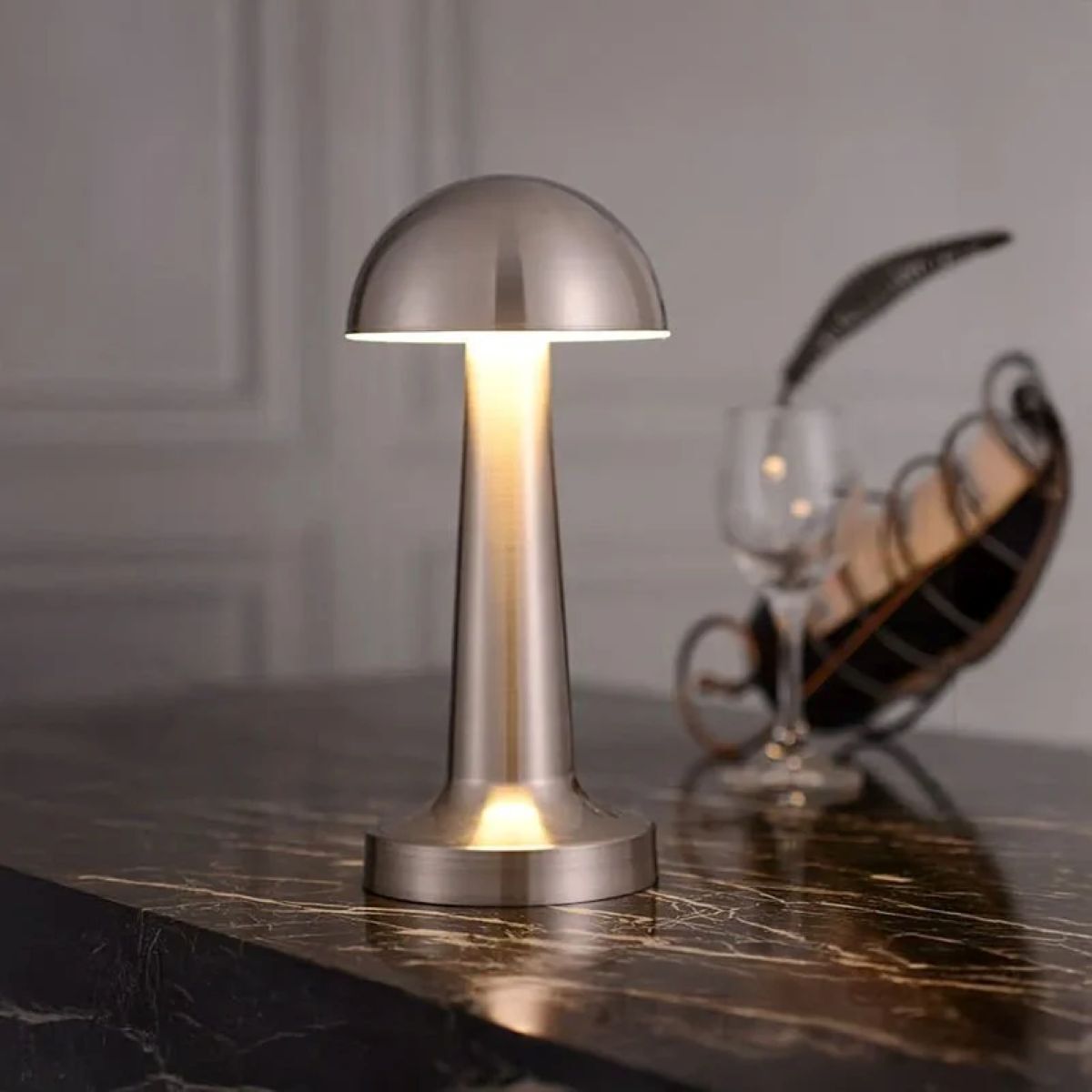 Vadi Home  Gümüş Dokunmatik Şarjlı 3 Kademeli Işıklı Gece Lambası USB Girişli Metal Mantar Masa Lambası